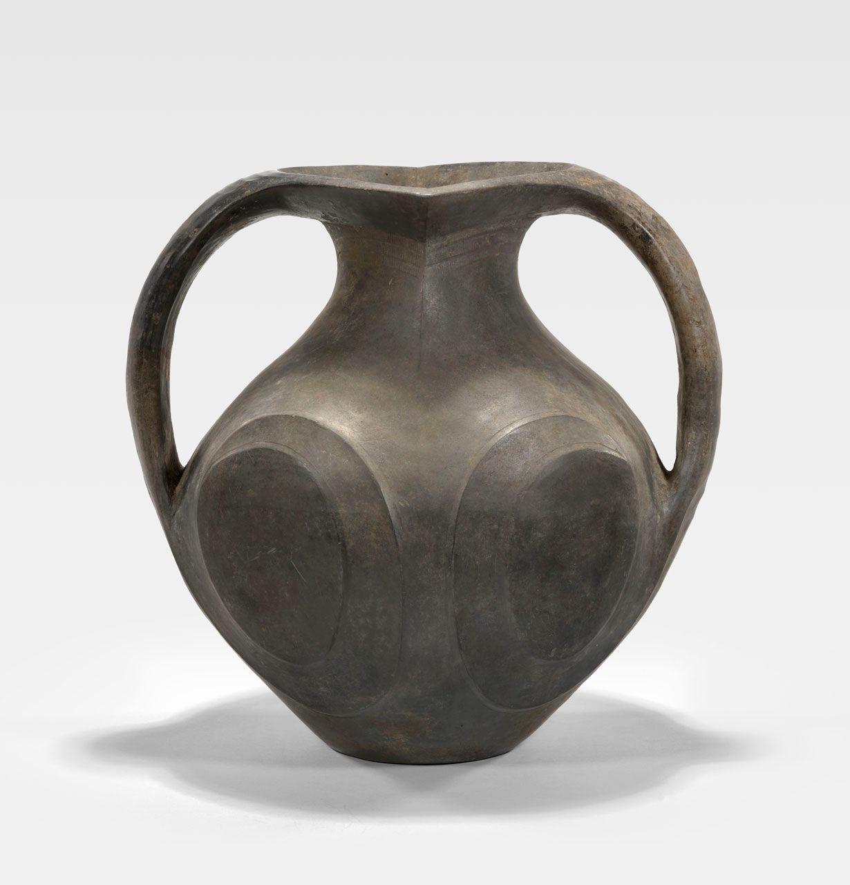 Amphora with Two Handles
Chinese 
2021.90.1