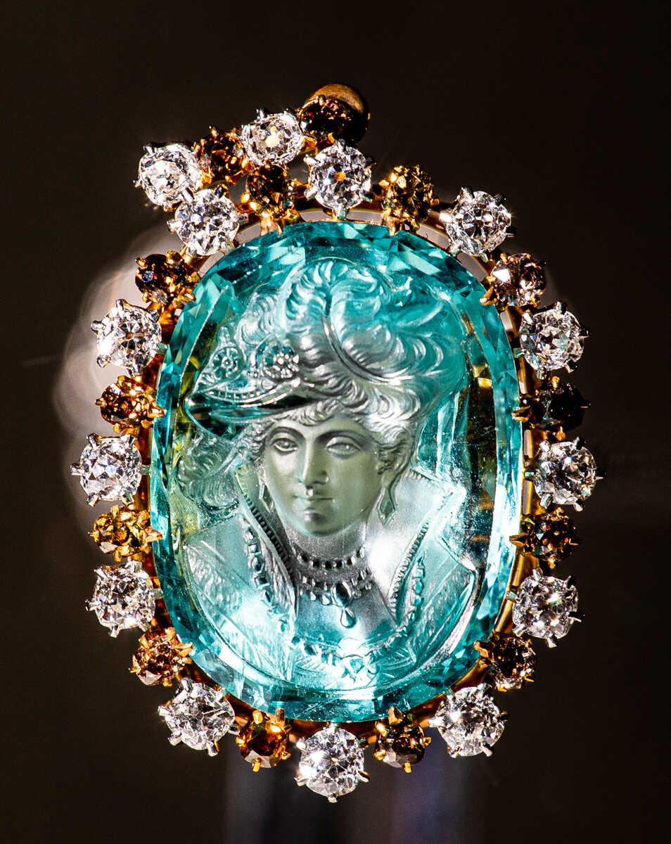 Aquamarine and Diamond 'Tiffany' Brooch